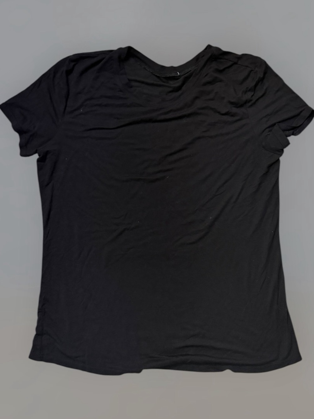 Alo black shortsleeve t-shirt